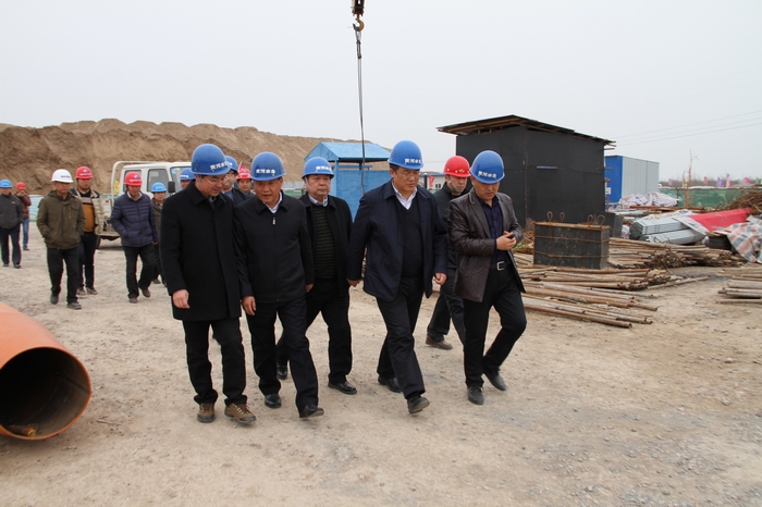 2017-3-21王市長(zhǎng)協(xié)調(diào)抽黃供水工程相關(guān)事宜 025.jpg